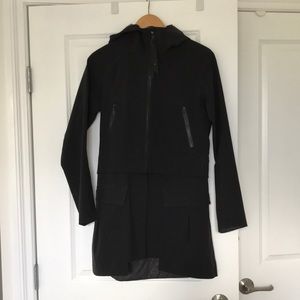 Lululemon waterproof 2 in 1 rain jacket